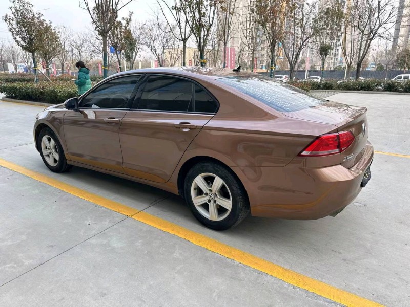 济宁15年大众凌渡7