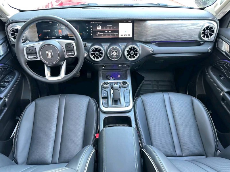 济宁22年长城汽车坦克3005