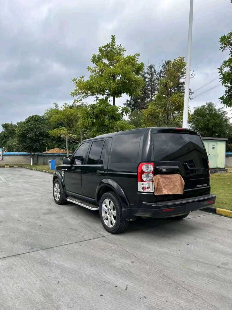 重庆13年路虎发现8