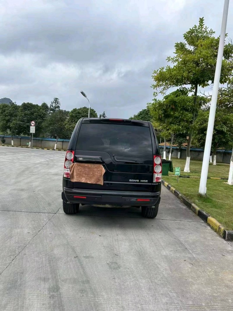 重庆13年路虎发现9