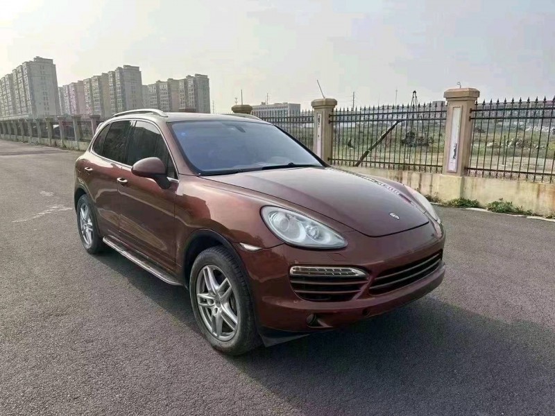 嘉兴13年保时捷卡宴4