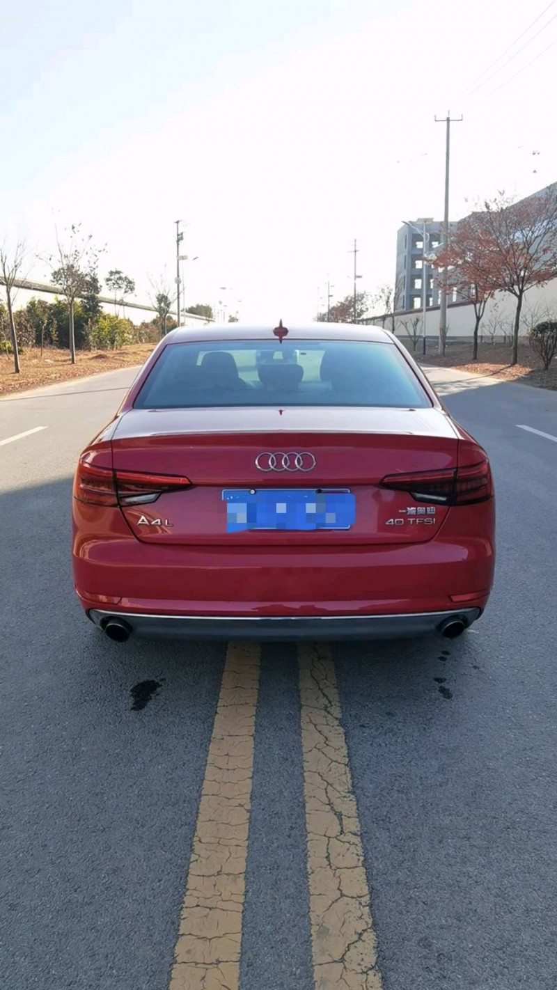 徐州17年奥迪A4L9