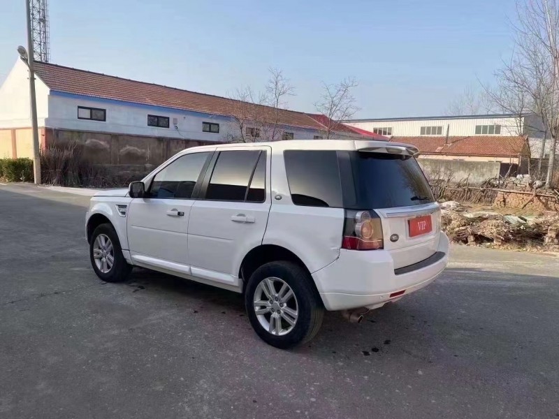 青岛14年路虎神行者4