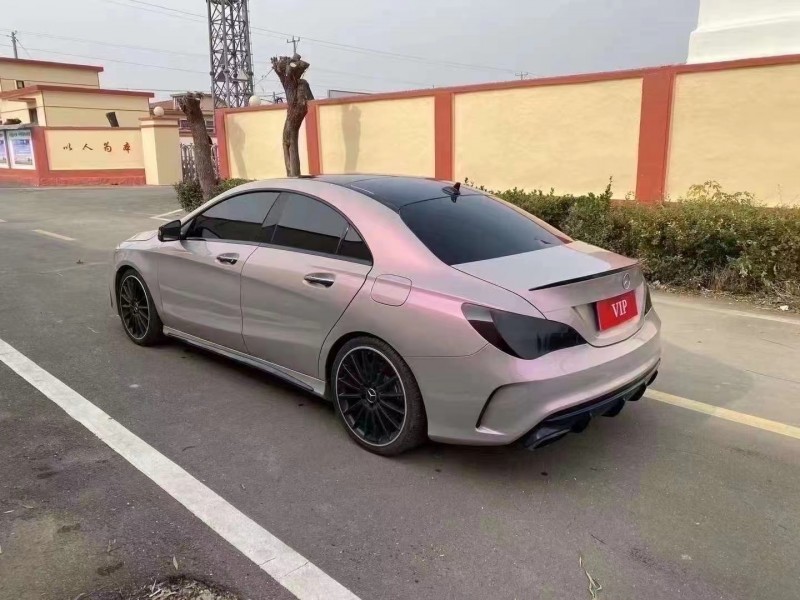 青岛18年奔驰AMG4
