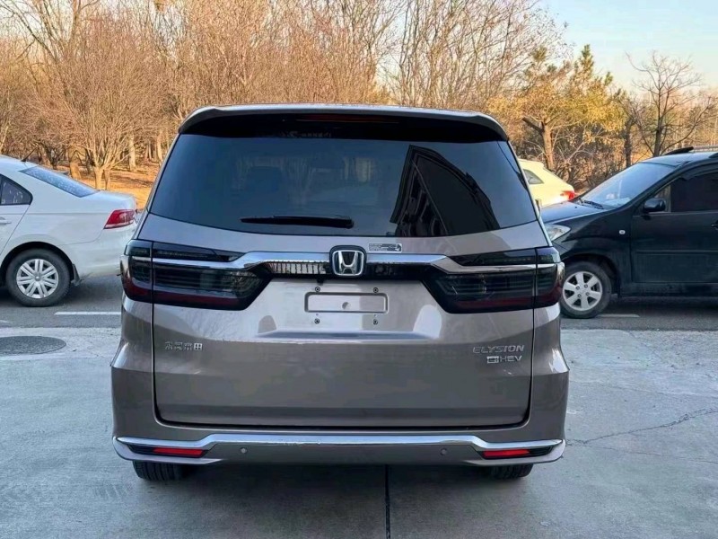 枣庄22年本田艾力绅8