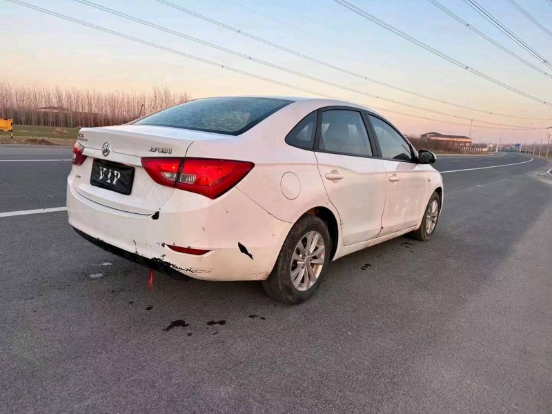 枣庄17年别克英朗8