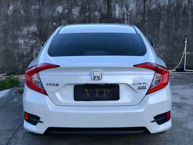 珠海17年本田思域3