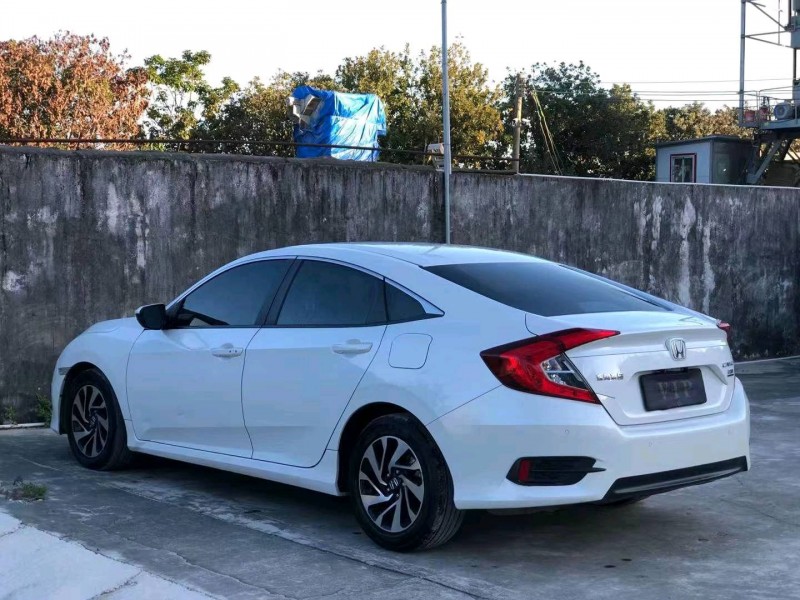 珠海17年本田思域6