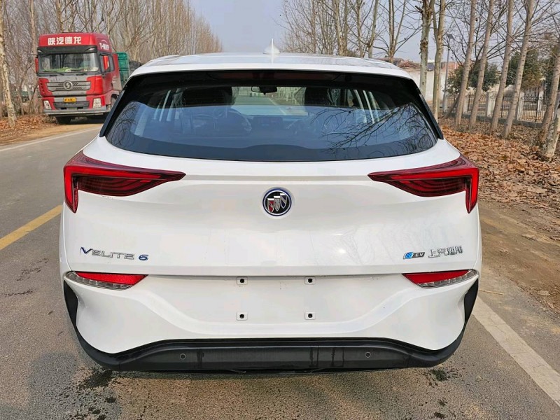 济宁24年别克微蓝4