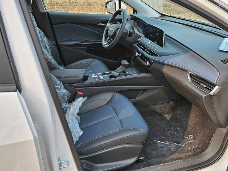 济宁24年别克微蓝7