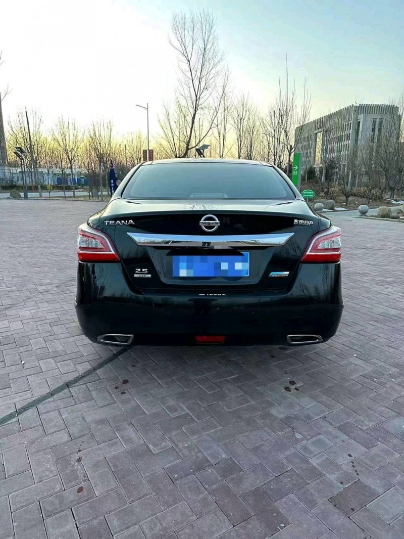 邯郸15年日产天籁5