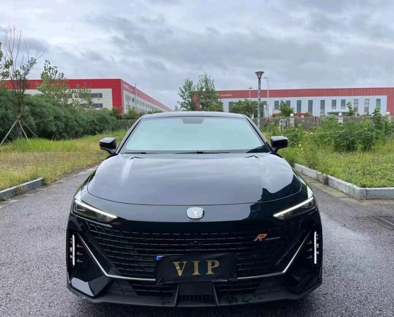 盐城23年长安汽车UNI-V1