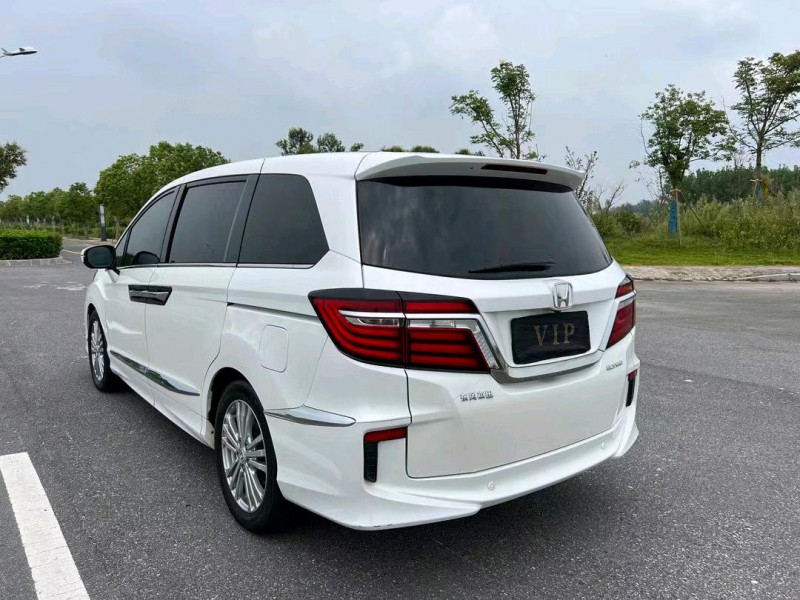 盐城17年本田艾力绅9