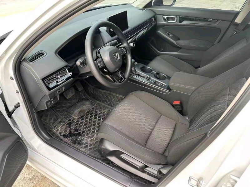 深圳22年本田型格7