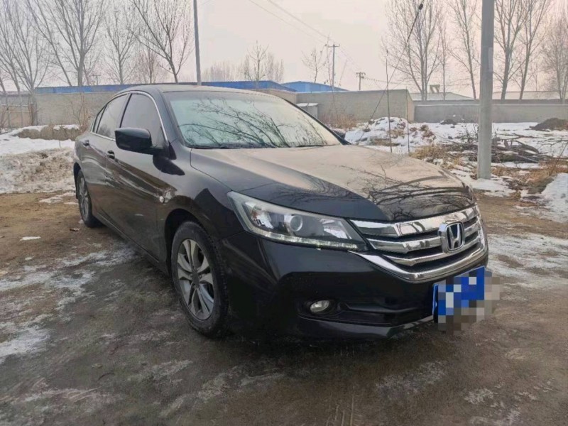 邯郸15年本田雅阁2