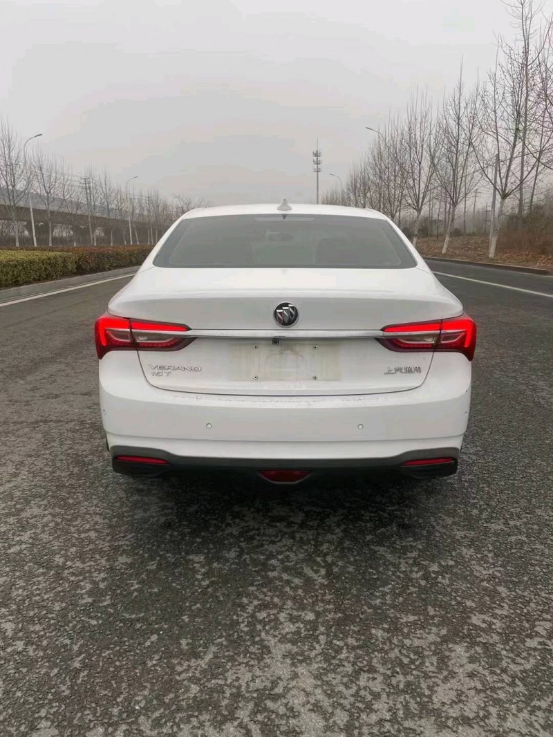 徐州20年别克威朗9