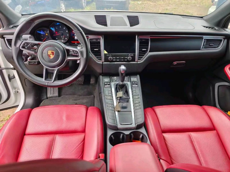 嘉兴18年保时捷Macan8