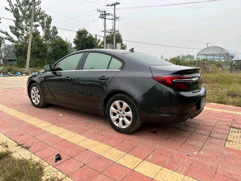 徐州15年别克君威7