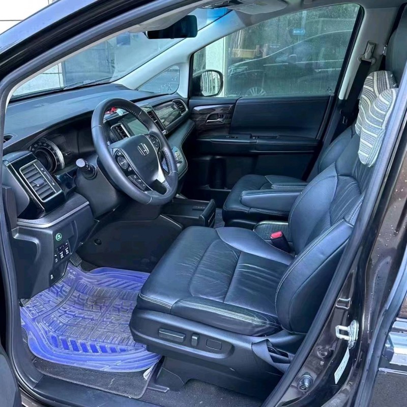 广州19年本田艾力绅4