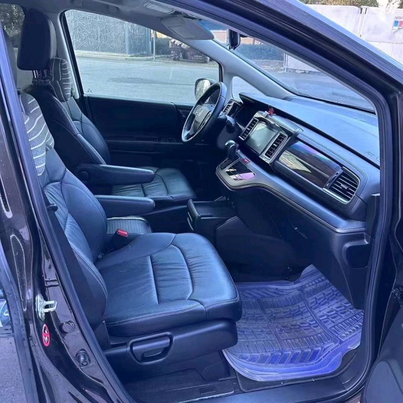 广州19年本田艾力绅8