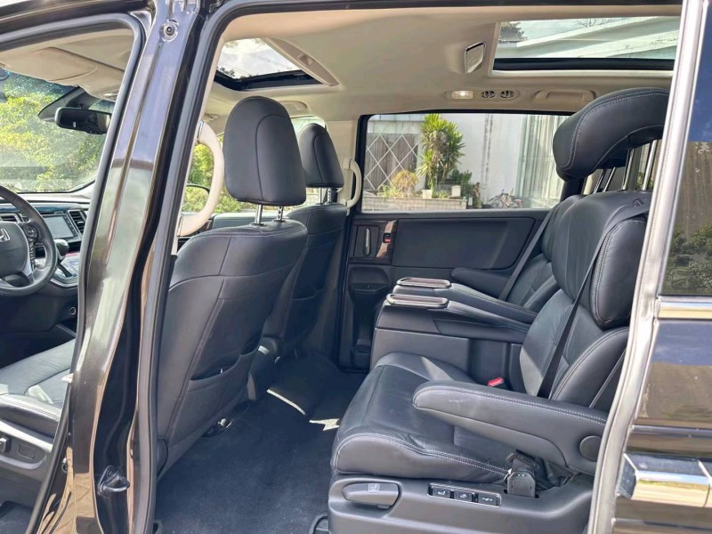 广州19年本田艾力绅5