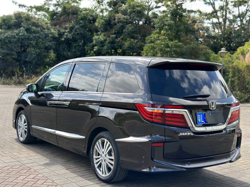 广州19年本田艾力绅8