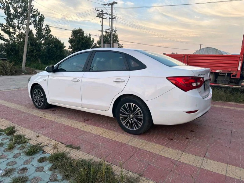 徐州17年别克英朗9