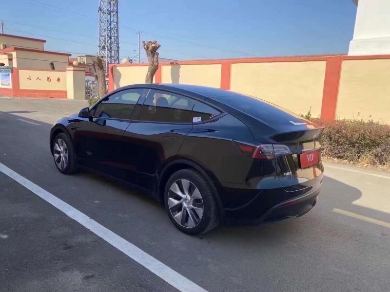 青島23年特斯拉MODEL Y4