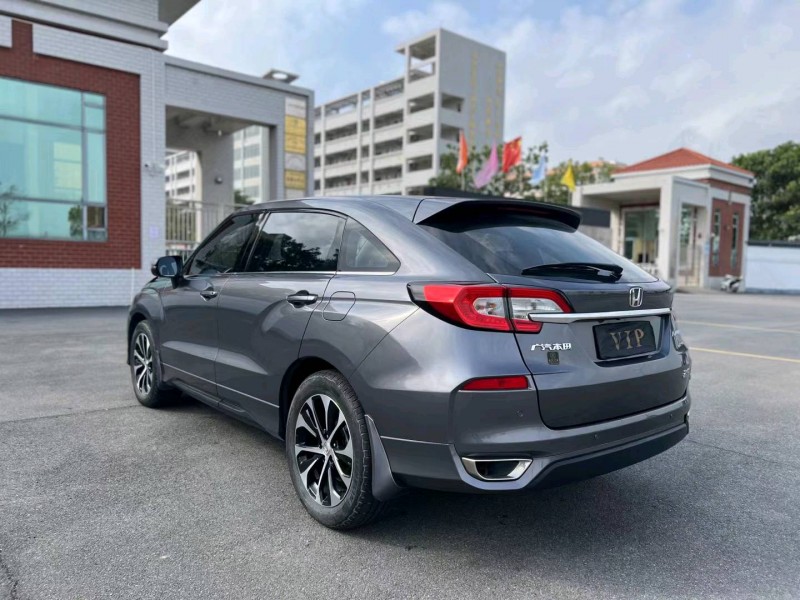 广州19年本田冠道8