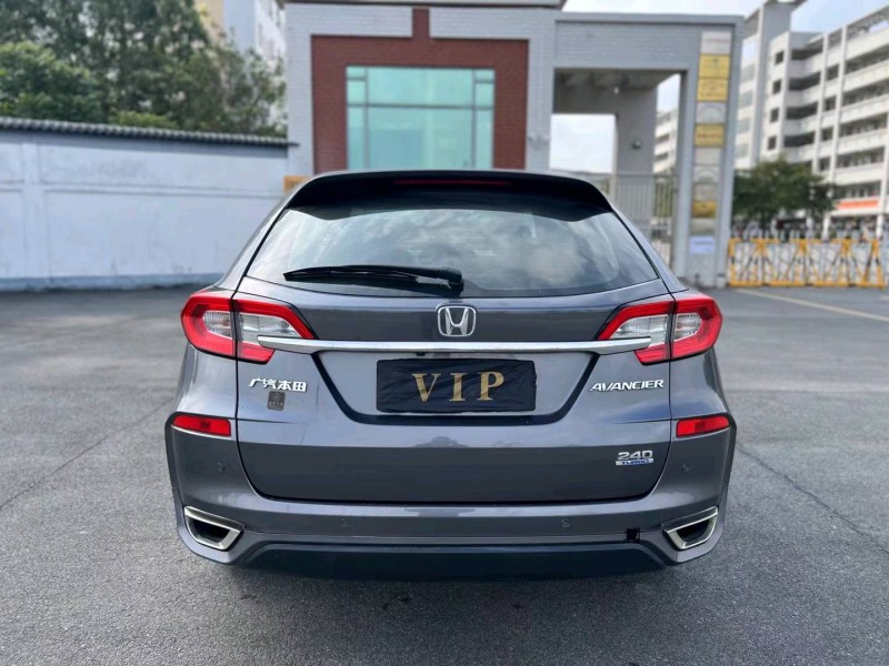 广州19年本田冠道9