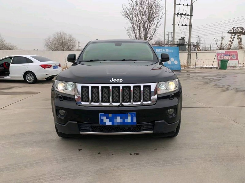 保定13年Jeep大切诺基1