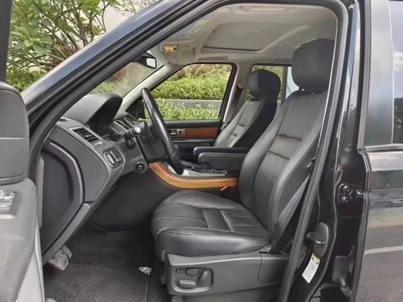 广州12年路虎揽胜运动3