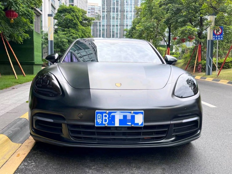 广州18年保时捷帕拉梅拉1