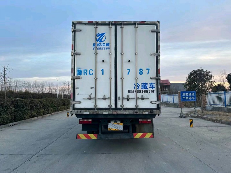 徐州22年江淮戈尔法2