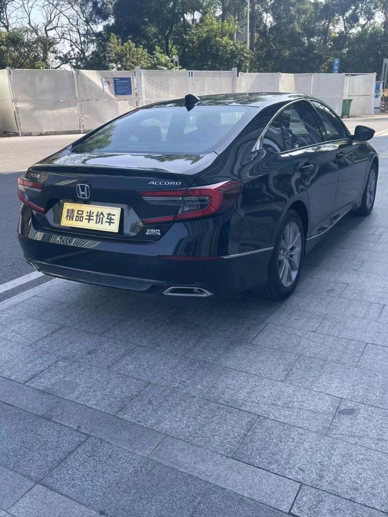 珠海22年本田雅阁8