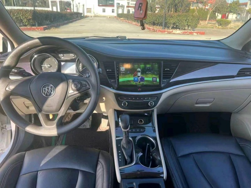 徐州18年别克威朗5