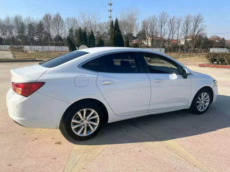 徐州18年别克威朗6