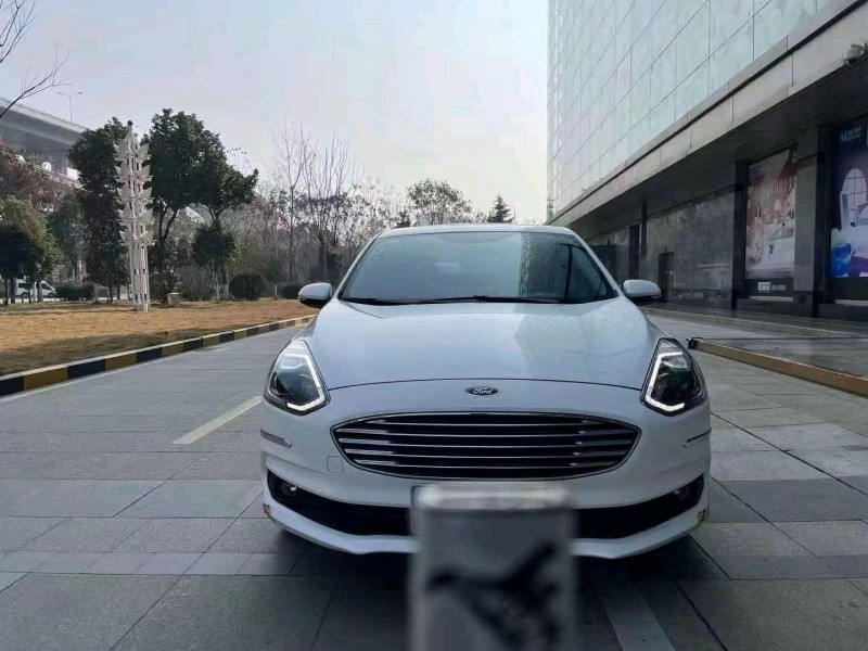 徐州19年福特福睿斯1