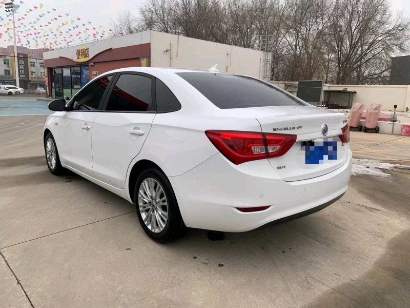 保定22年别克英朗GT8