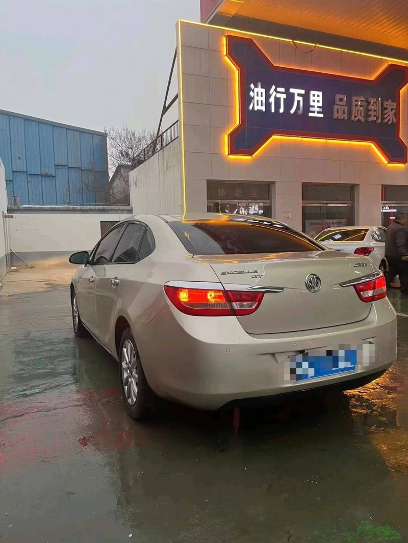 保定11年别克英朗GT8