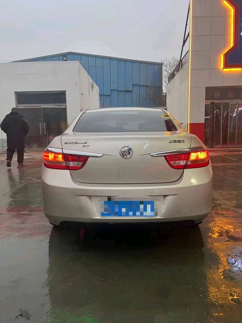 保定11年别克英朗GT9