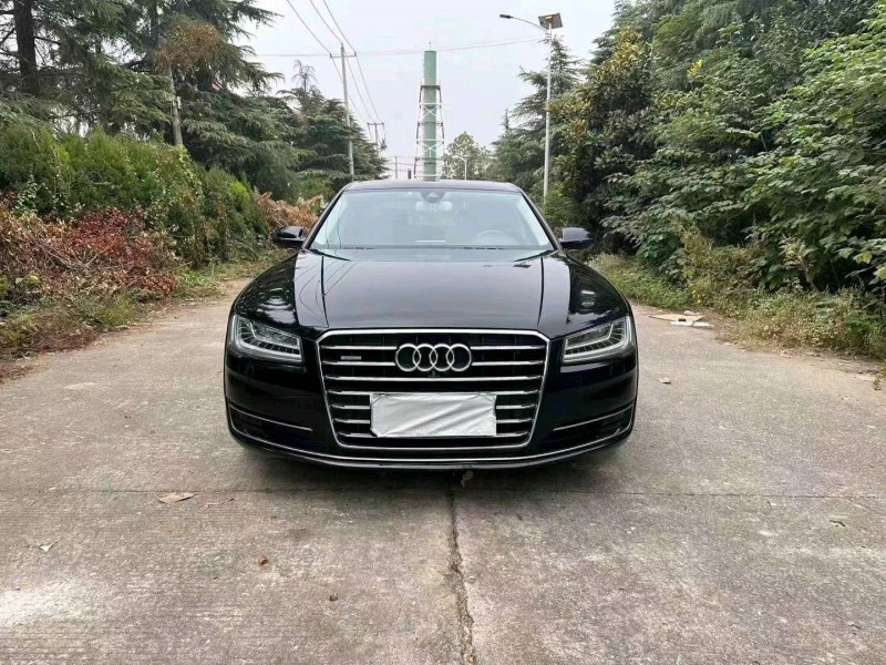 徐州17年奥迪A8L1