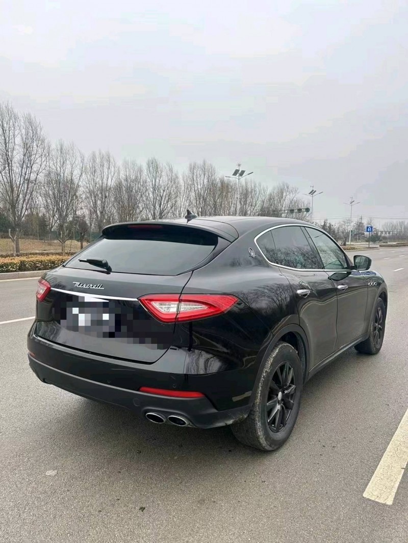 枣庄20年玛莎拉蒂Levante9