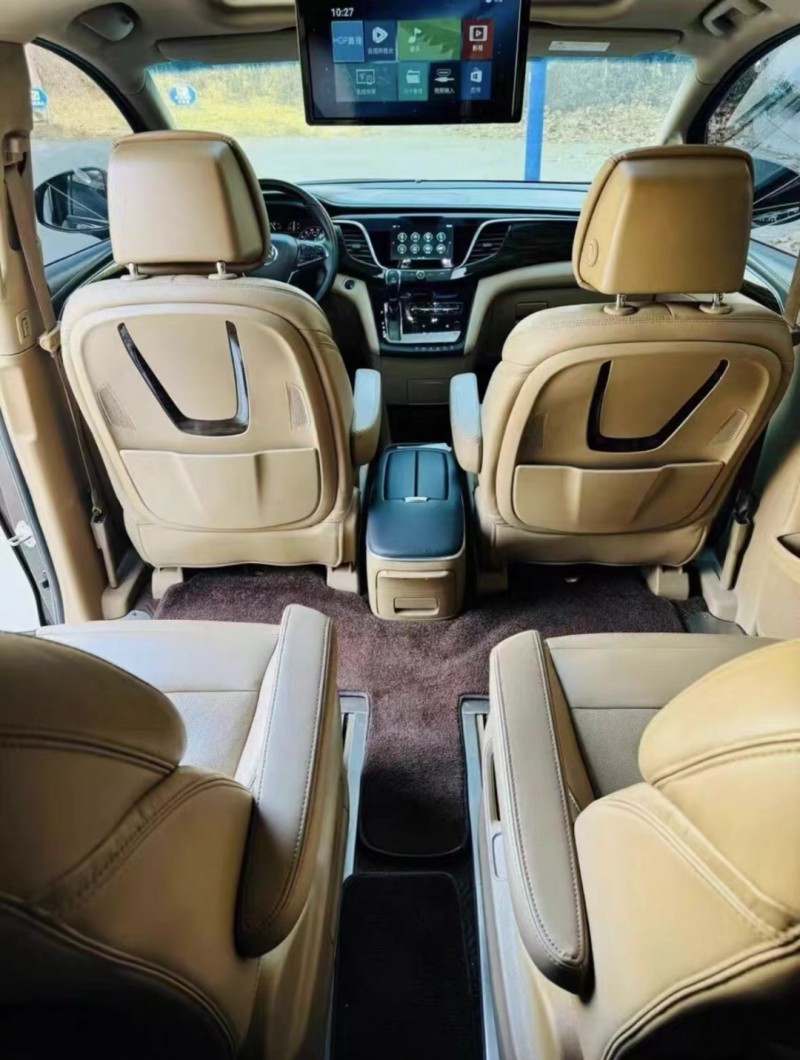 济南18年别克GL84