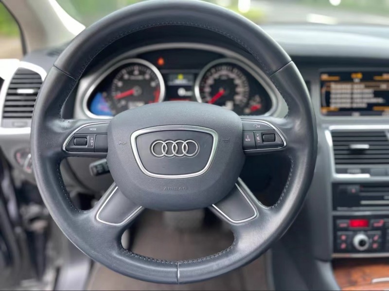 济南15年奥迪Q74