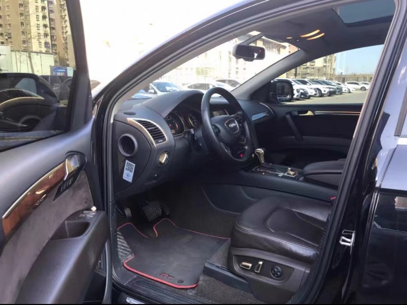 济南15年奥迪Q78