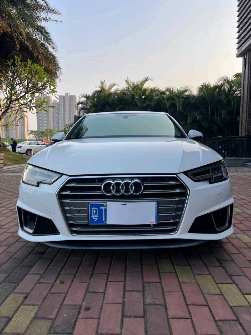 佛山18年奥迪A4L1