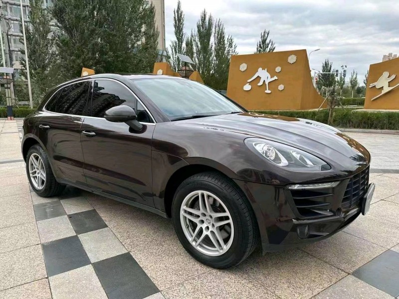 枣庄16年保时捷Macan2