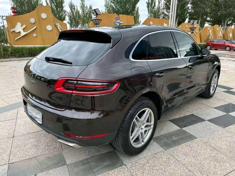 枣庄16年保时捷Macan9