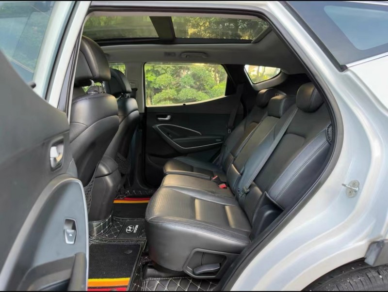 济南15年现代新胜达6